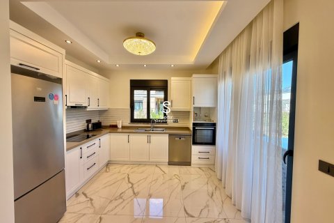 4+1 Villa i Kargicak, Alanya, Antalya, Tyrkia Nr. 238207 - 8