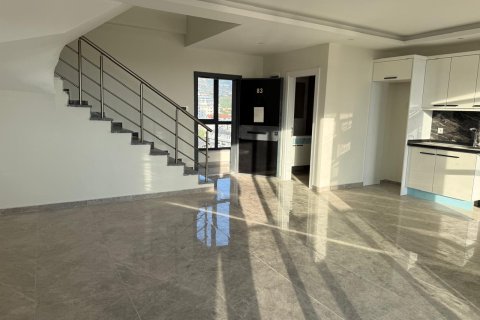 2+1 Apartment  in Mahmutlar, Antalya, Turkey No. 238289