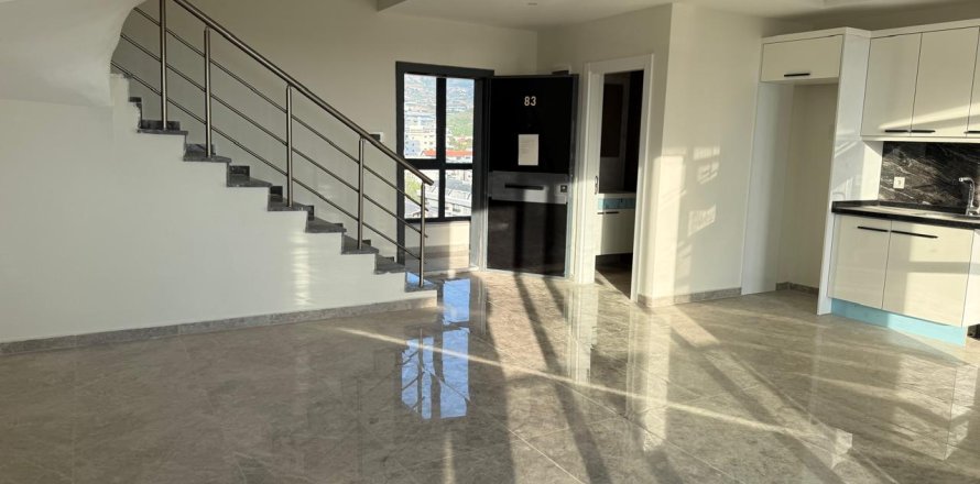 2+1 Apartment  in Mahmutlar, Antalya, Turkey No. 238289