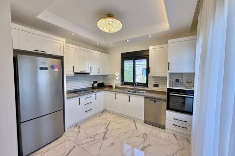 4+1 Villa i Kargicak, Alanya, Antalya, Tyrkia Nr. 238207 - 9