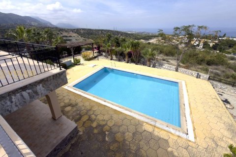 3+1 Villa  i Arapkoy, Girne,  Nr. 238213 - 17