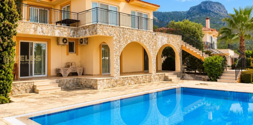 3+1 Villa i Arapkoy, Girne, Nr. 238213