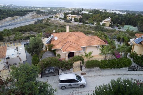 3+1 Villa  i Arapkoy, Girne,  Nr. 238213 - 2