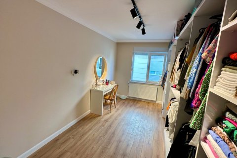 Продажа квартиры  в Анталье, Турция 3+1, 150м2, №238887 – фото 13