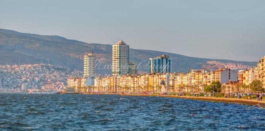 2+1 Leilighet i Izmir, Tyrkia Nr. 238291