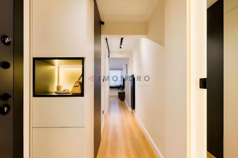 1+1 Wohnung in Sisli, Istanbul, Türkei Nr. 238692 - 14