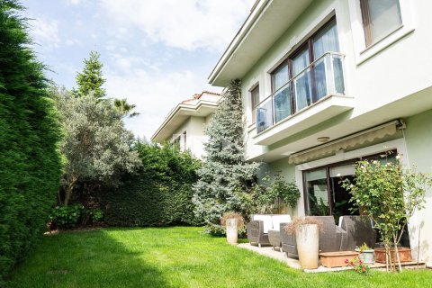 7+2 Villa  i Cekmekoy, Istanbul, Tyrkiet Nr. 238884 - 3