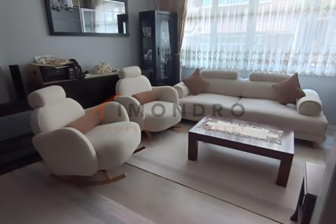 2+1 Lejlighed i Fatih, Istanbul, Tyrkiet Nr. 238224 - 2