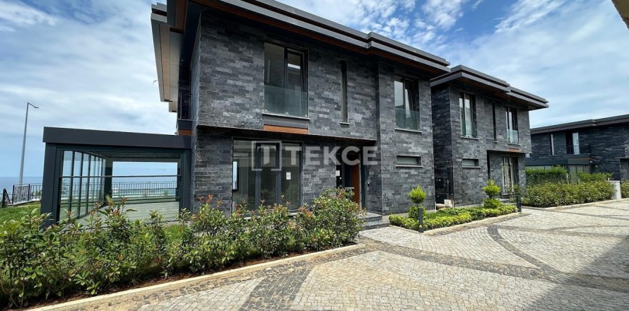 5+2 Villa in Trabzon, Turkey No. 238667