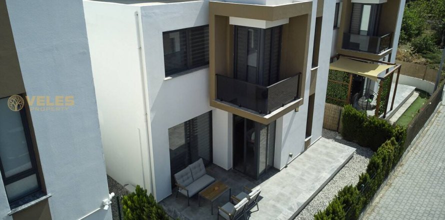 4+1 Villa in Alsancak, Girne, Northern Cyprus No. 214632