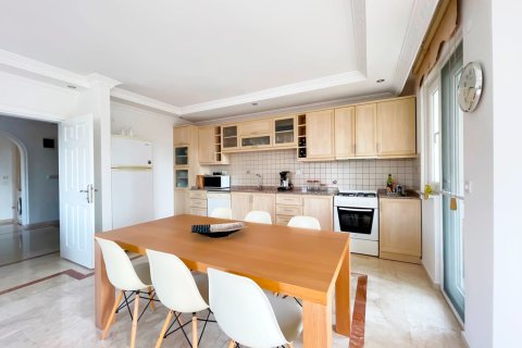 2+1 Lejlighed i Mahmutlar, Antalya, Tyrkiet Nr. 238824 - 4