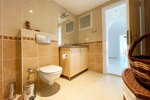 2+1 Lejlighed i Mahmutlar, Antalya, Tyrkiet Nr. 238824 - 22