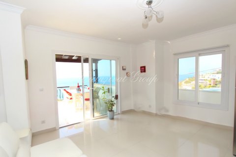 2+1 Takvåning  i Bodrum, Mugla, Turkiet Nr. 238843 - 2