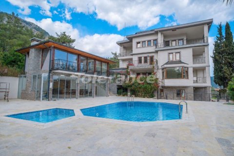 Отель  1628м2 в Кемере, Анталья, Турция №238579