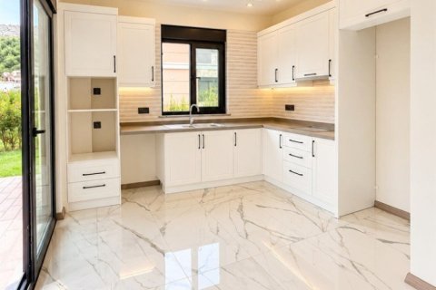 Продажа виллы  в Каргыджаке, Аланье, Анталье, Турция 3 комн., 254м2, №238749 – фото 5