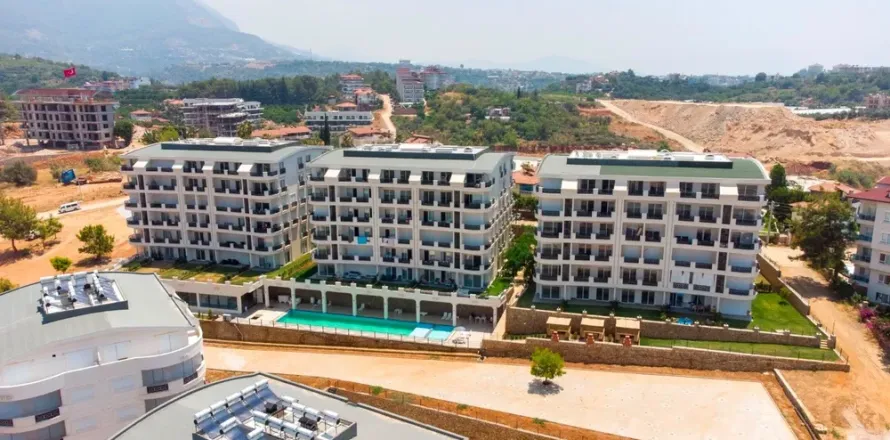 Daire  1+1  Oba, Antalya, Türkiye №238268