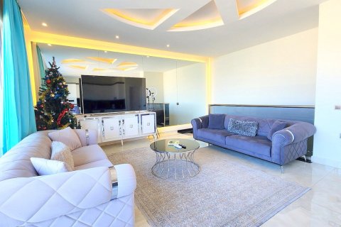 2+0 Penthäuser  in Mahmutlar, Antalya, Türkei Nr. 238897 - 2