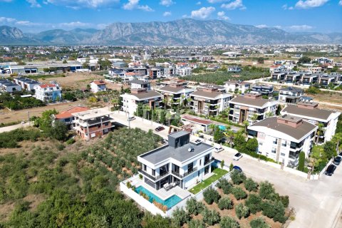 4+1 Villa  i Dosemealti, Antalya, Tyrkia Nr. 238800 - 3