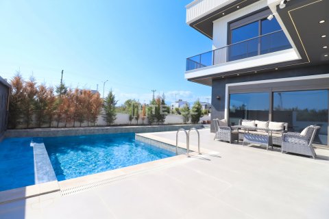 4+1 Villa  i Dosemealti, Antalya, Tyrkia Nr. 238800 - 8
