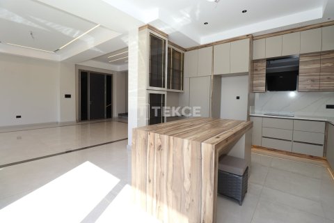 4+1 Villa  i Dosemealti, Antalya, Tyrkia Nr. 238800 - 26