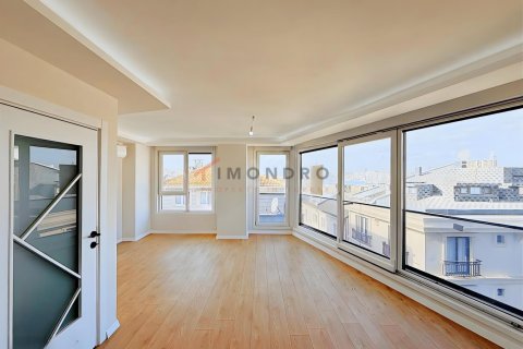 Apartment for sale in Üsküdar, Istanbul, Turkey, 4 bedrooms, 210m2, No. 238223 – photo 16