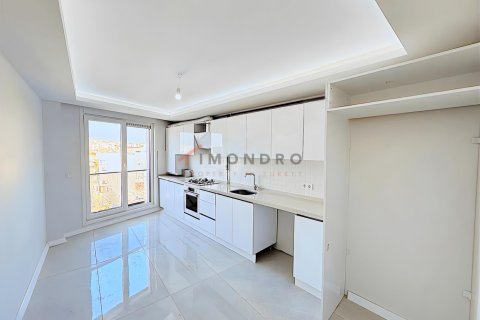 Apartment for sale in Üsküdar, Istanbul, Turkey, 4 bedrooms, 210m2, No. 238223 – photo 15