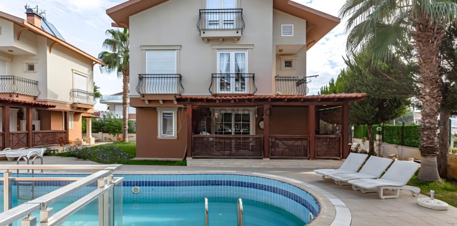4+1 Villa in Antalya, Türkei Nr. 238390