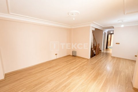 Villa 6+2 İstanbul, Türkiye №238248 - 13