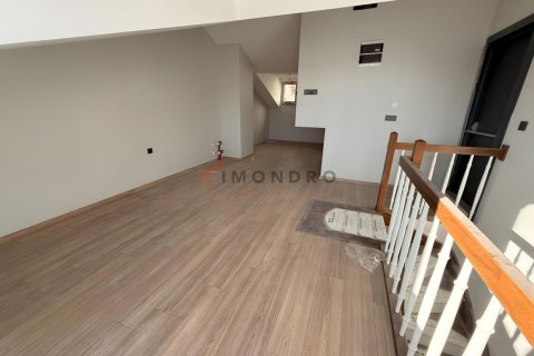 2+1 Wohnung in Beyoglu, Istanbul, Türkei Nr. 238646 - 9