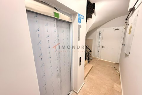 2+1 Wohnung in Beyoglu, Istanbul, Türkei Nr. 238646 - 19