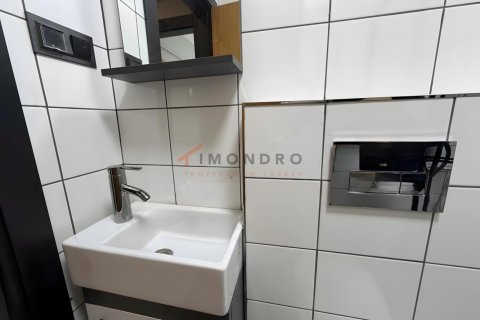 2+1 Wohnung in Besiktas, Istanbul, Türkei Nr. 238693 - 20