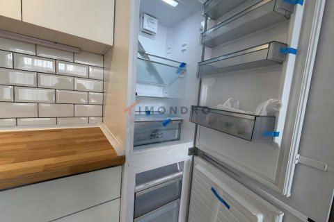 2+1 Wohnung in Besiktas, Istanbul, Türkei Nr. 238693 - 8