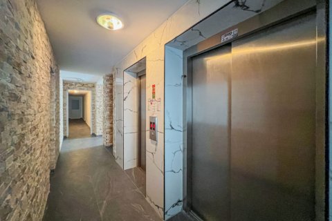 2+1 Lejlighed i Mahmutlar, Antalya, Tyrkiet Nr. 238675 - 28