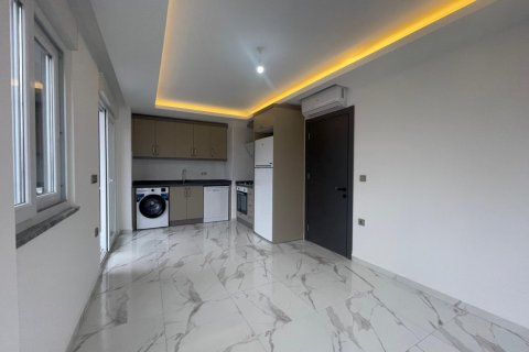 2+1 Lejlighed i Mahmutlar, Antalya, Tyrkiet Nr. 238675 - 7
