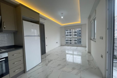 2+1 Lejlighed i Mahmutlar, Antalya, Tyrkiet Nr. 238675 - 2