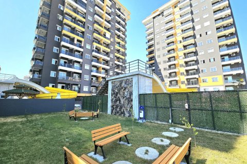2+1 Lejlighed i Mahmutlar, Antalya, Tyrkiet Nr. 238675 - 21