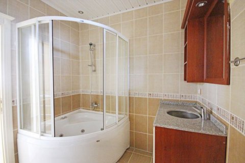 Продажа квартиры в Махмутларе, Анталье, Турция 4+1, 195м2, №238456 – фото 21