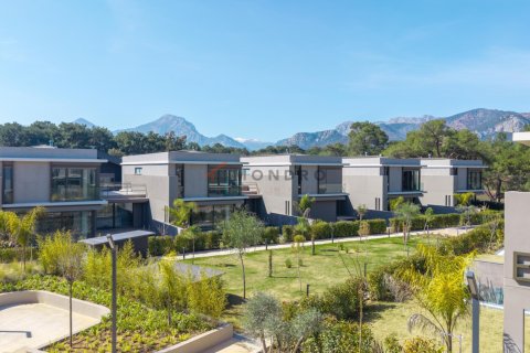 6+1 Villa i Dosemealti, Antalya, Turkiet Nr. 238857 - 4