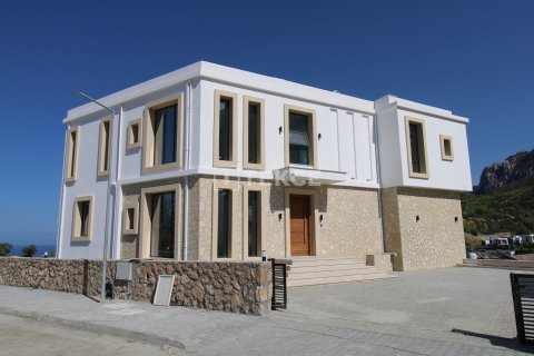 Villa for sale  in Girne, Northern Cyprus, 6 bedrooms, 600m2, No. 238284 – photo 5