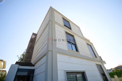 Продажа квартиры в Серике, Анталье, Турция 3+1, 200м2, №238367 – фото 2