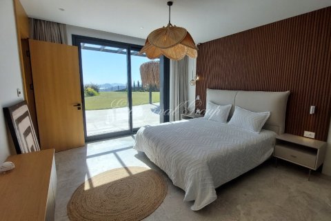 4+1 Villa  i Bodrum, Mugla, Turkiet Nr. 237935 - 10