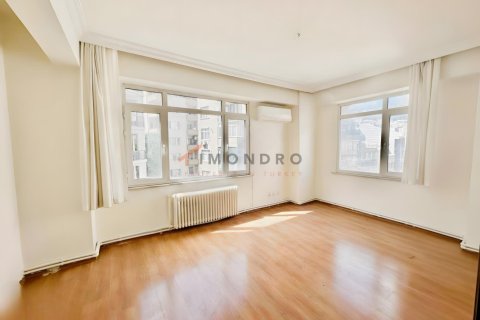 Продажа квартиры  в Бейоглу, Стамбуле, Турция 3+1, 130м2, №238552 – фото 11