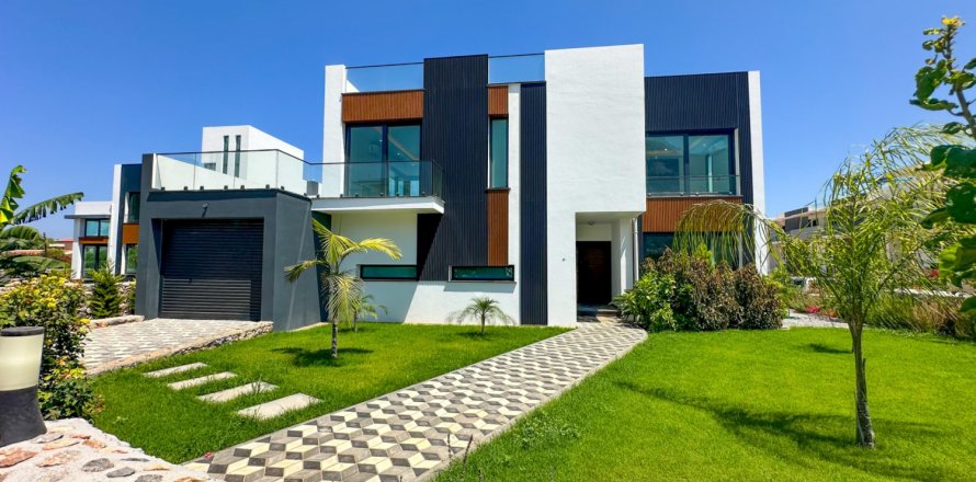 Villa  i Girne,  Nr. 238175