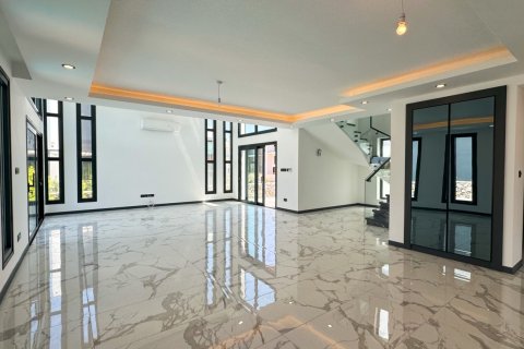 Villa  i Girne,  Nr. 238175 - 7