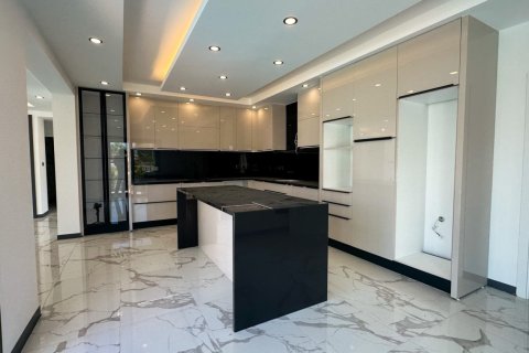 Villa  i Girne,  Nr. 238175 - 9