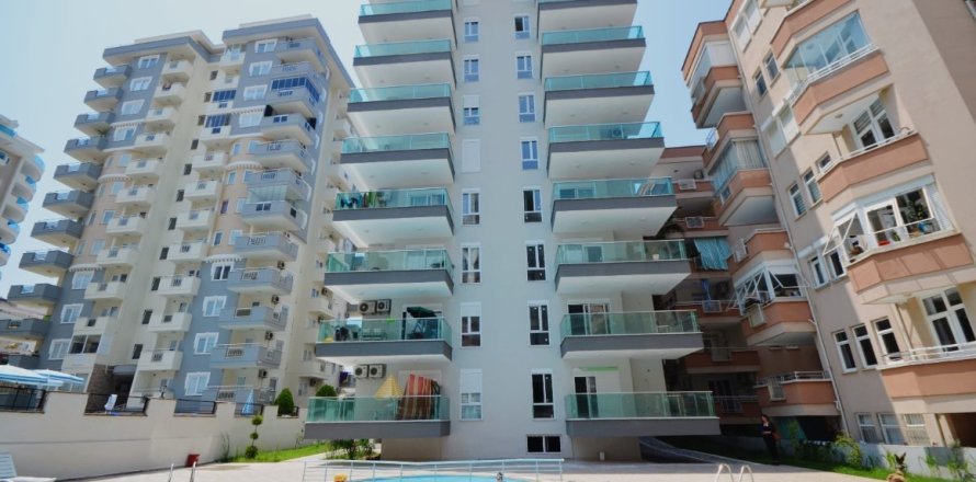 1+1 Lejlighed  i Mahmutlar, Antalya, Tyrkiet Nr. 238183