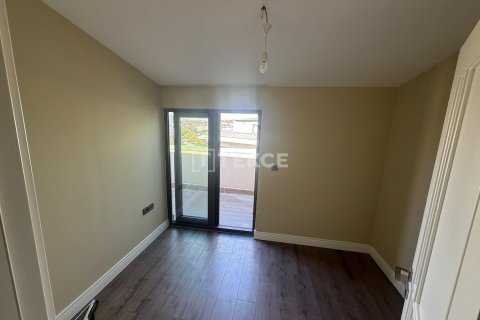 Продажа квартиры в Бююкчекмедже, Стамбуле, Турция 2+1, 110м2, №237927 – фото 21