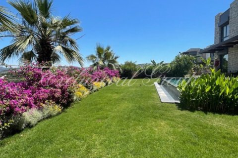 5+1 Villa  in Bodrum, Mugla, Türkei Nr. 238230 - 19