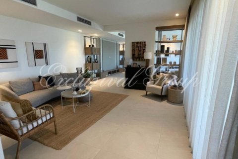 5+1 Villa  in Bodrum, Mugla, Türkei Nr. 238230 - 8