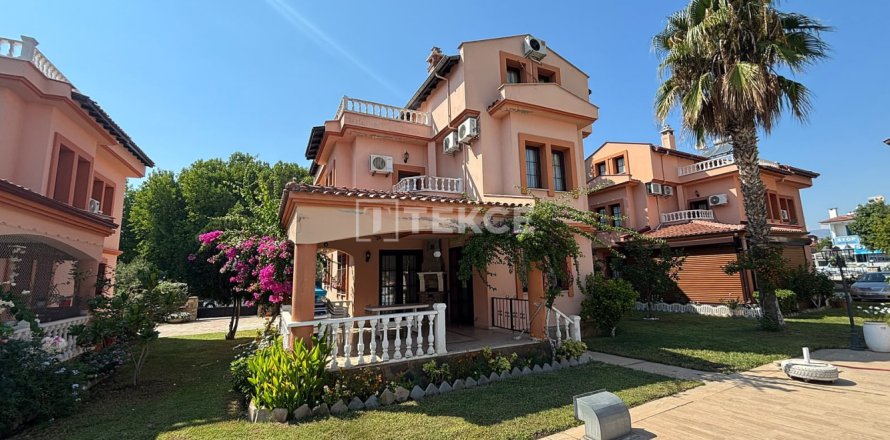 5+1 Villa  i Fethiye, Mugla, Turkiet Nr. 238462